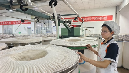 年末沖刺正當(dāng)時(shí)企業(yè)開足馬力忙生產(chǎn)